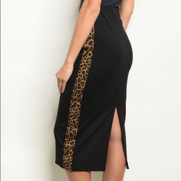 🆕 Black Leopard Side Stripe Midi Skirt - Picture 4 of 5